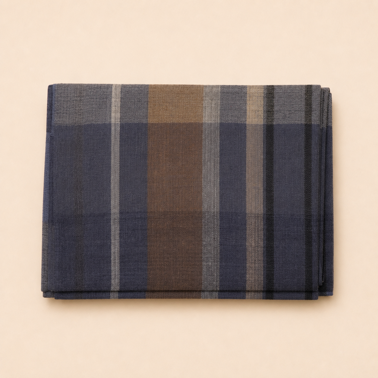 Finewool check stole