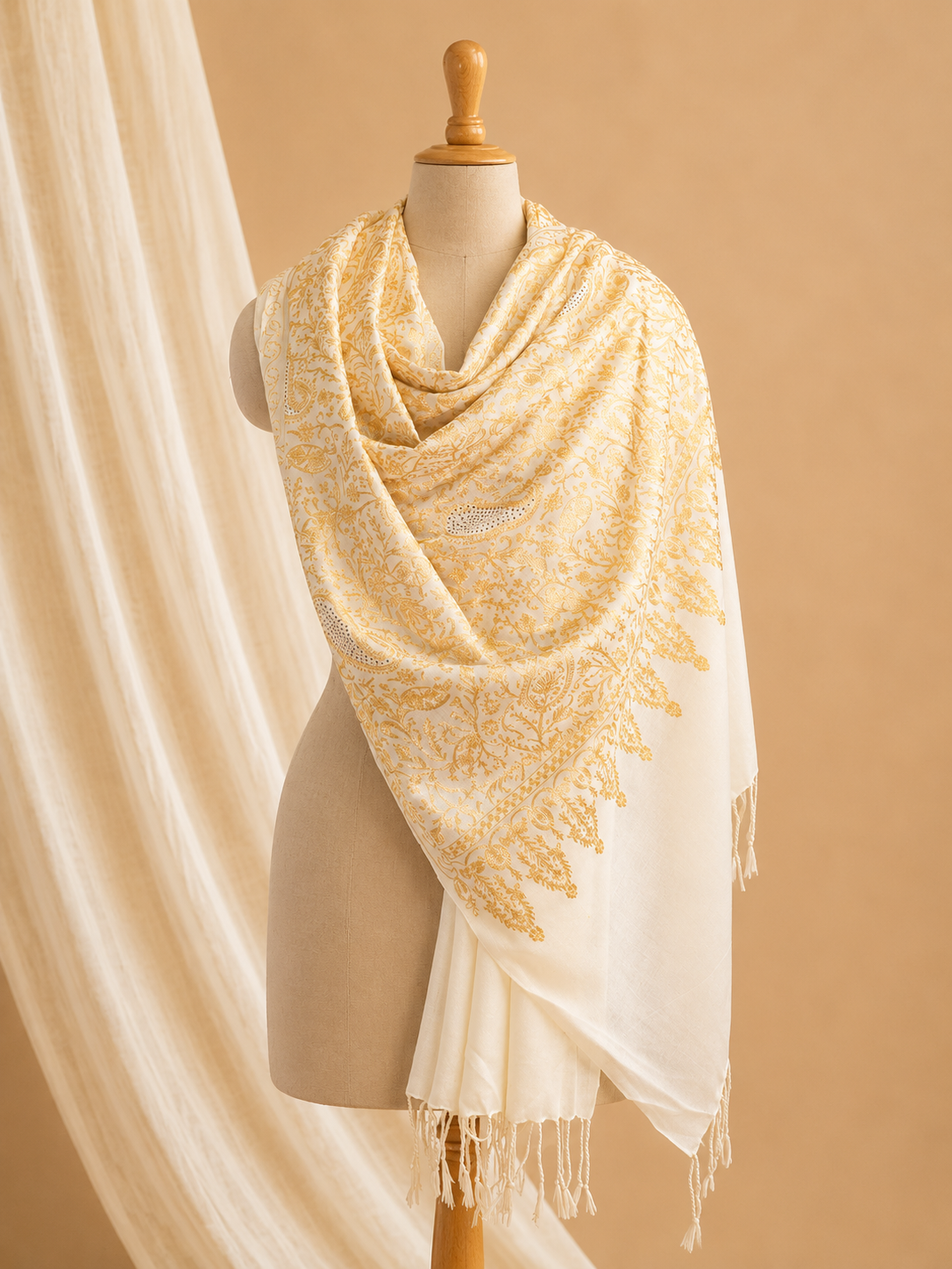 Merino wool swarovski ari stole
