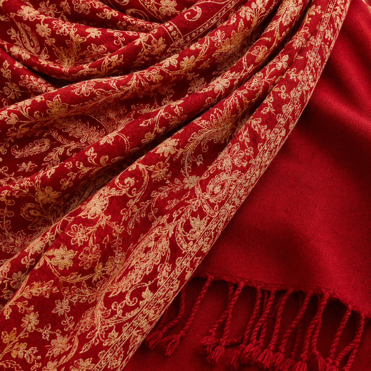 Merino wool swarovski ari stole
