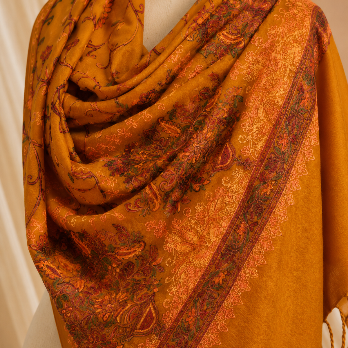 Merino wool heavy ari stole