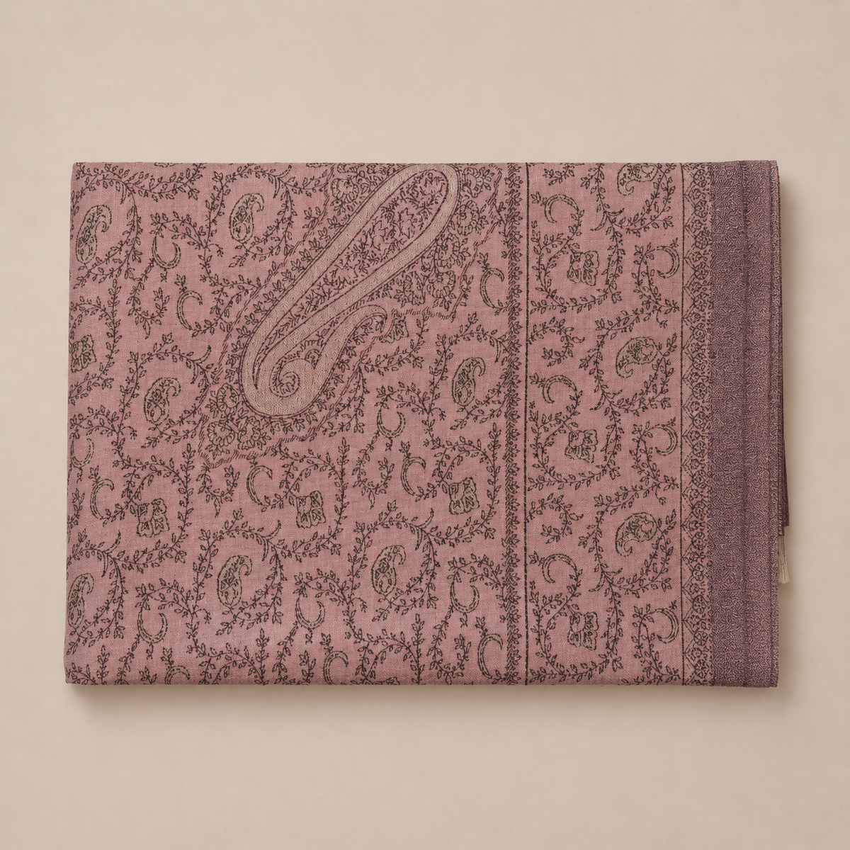 Modal fine sozni stole