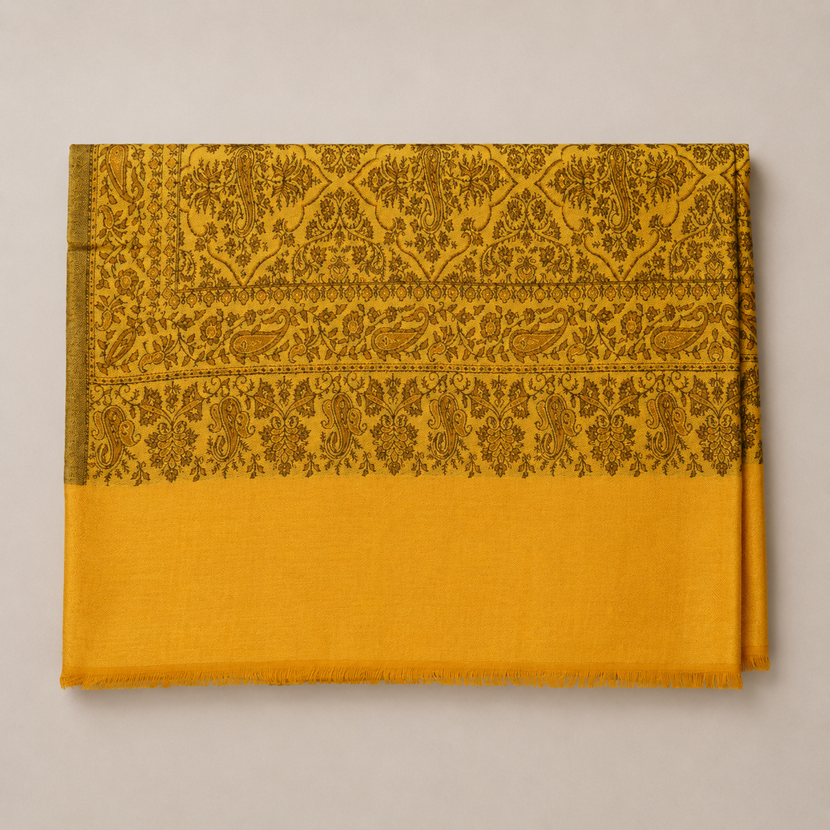 Modal fine sozni stole
