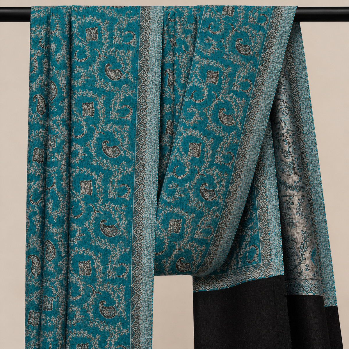Modal fine sozni stole