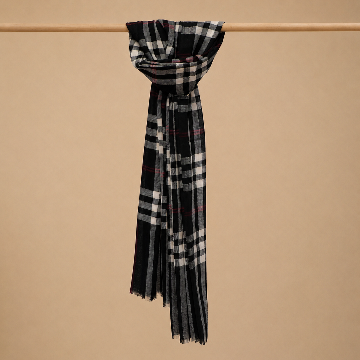 Finewool check stole