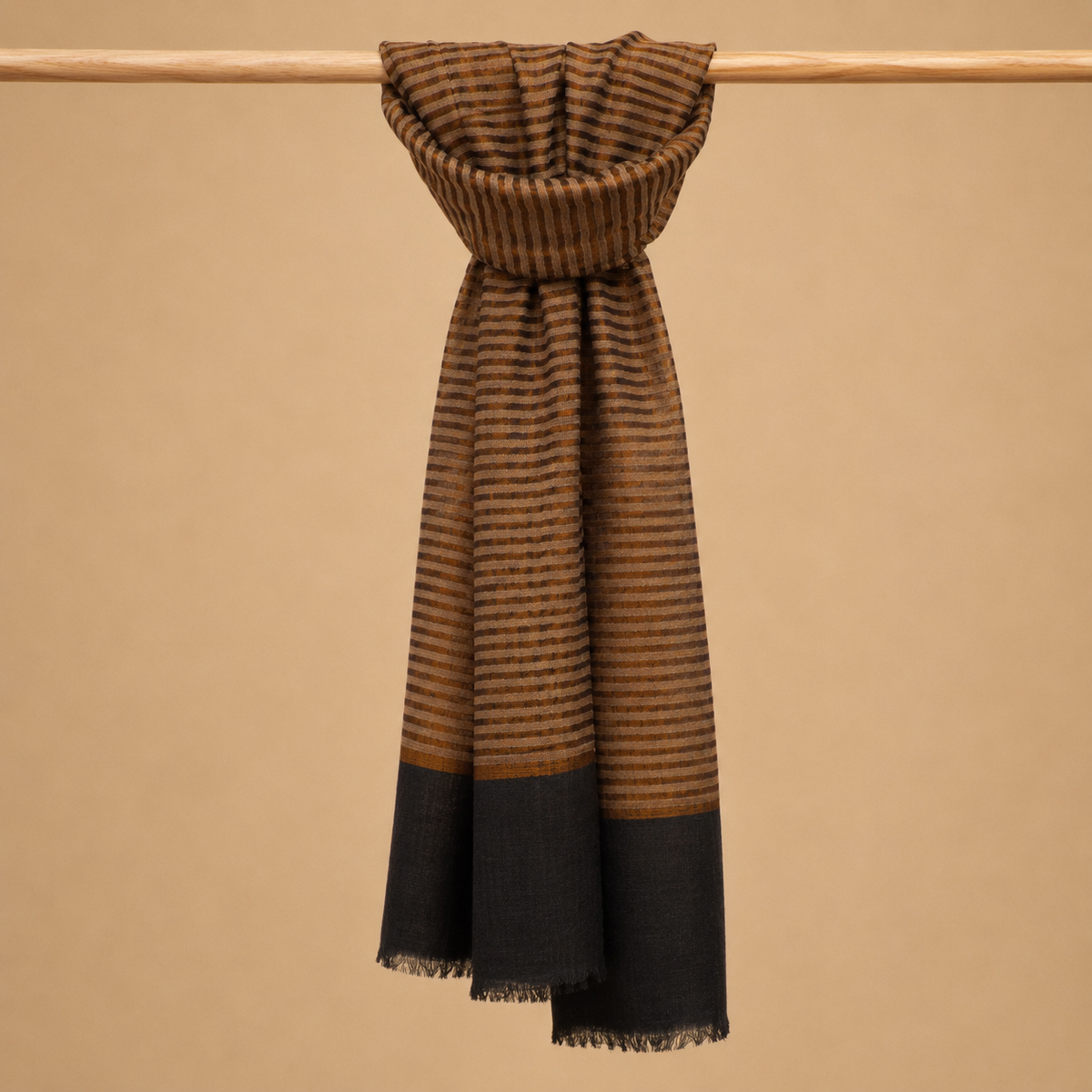 Finewool palla striped stole