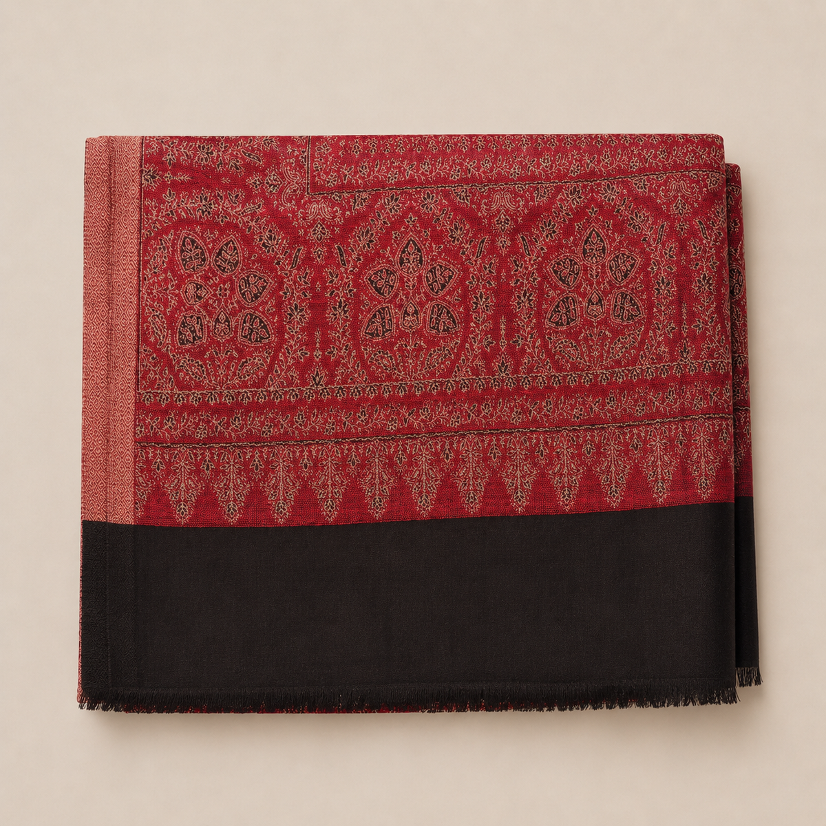 Modal fine sozni stole