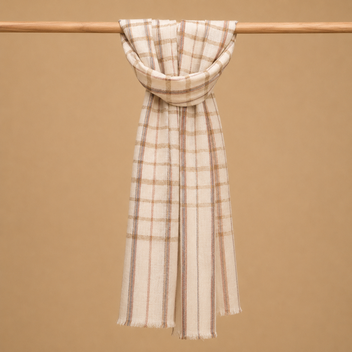 Finewool check stole