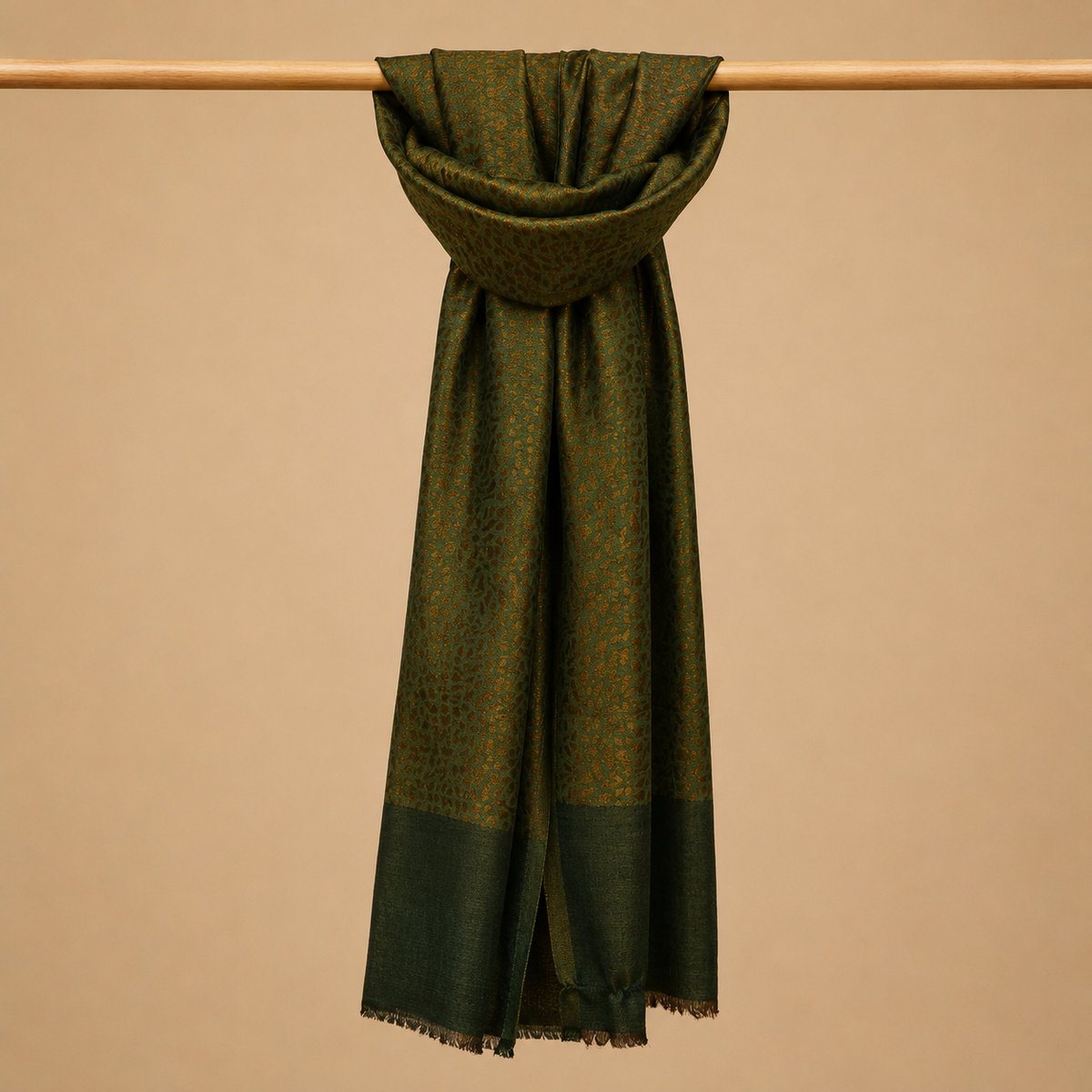 Finewool jaquard moonlight stole