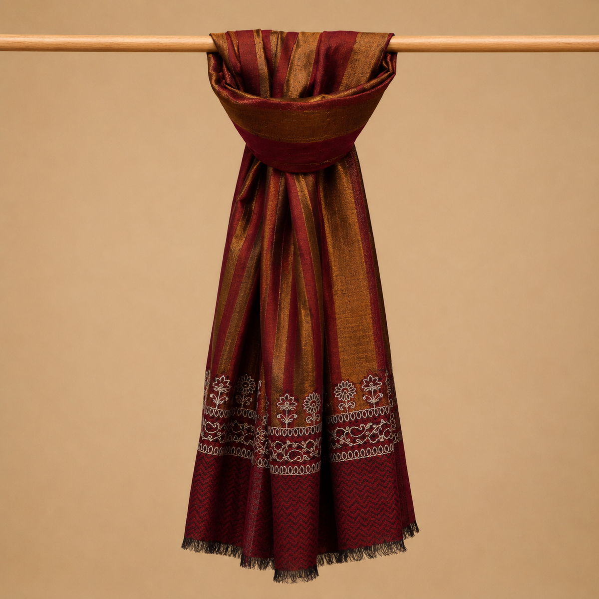 Finewool jaquard moonlight stole