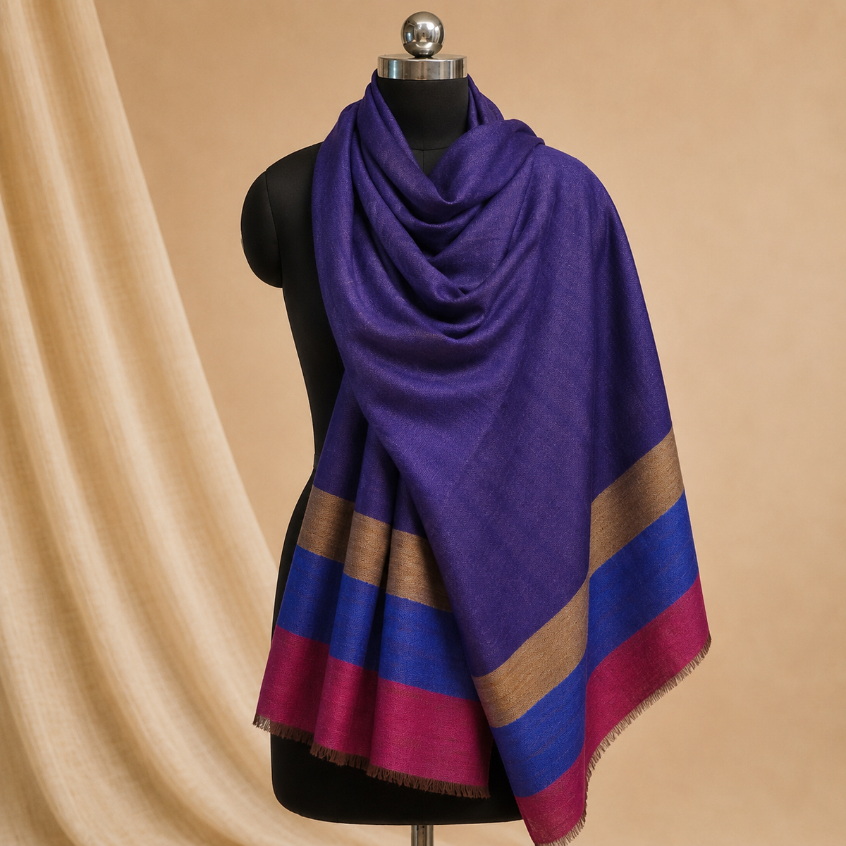 Merino wool moonlight palla striped stole