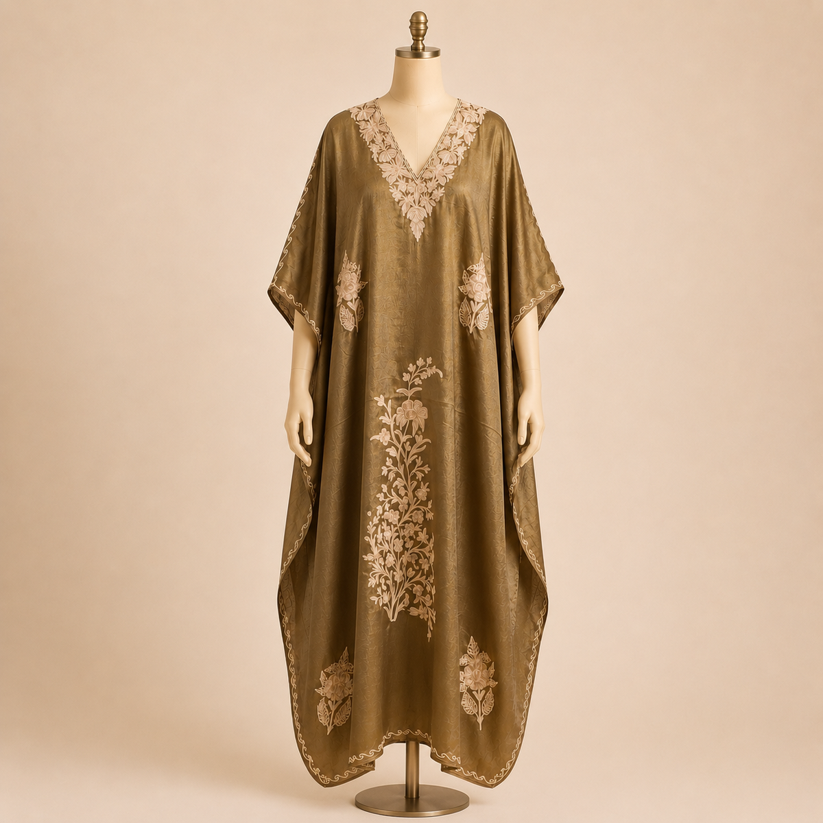 Kashmiri ari kaftan