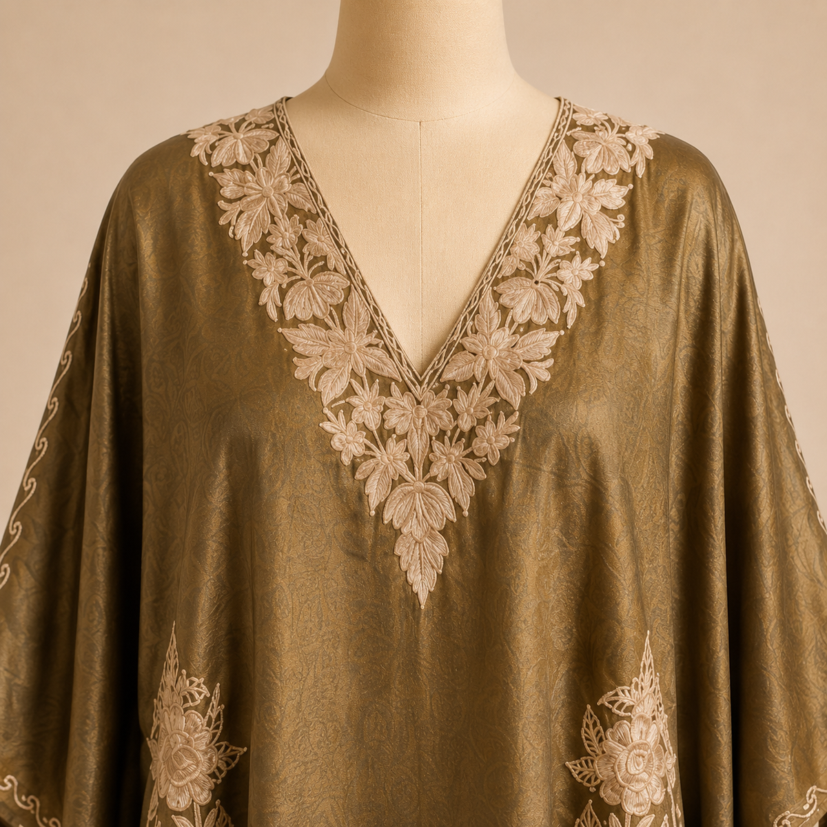 Kashmiri ari kaftan